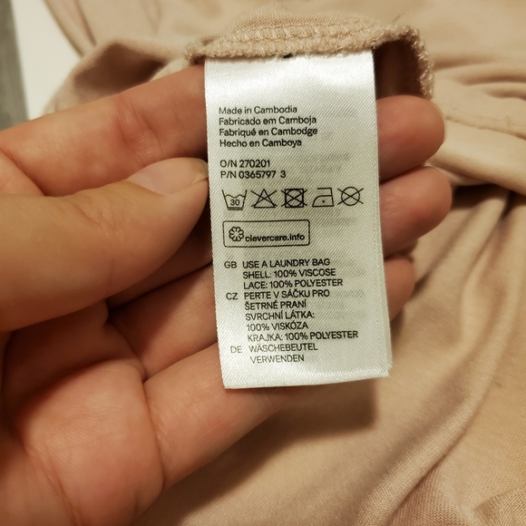 Blush colored cami from H&M - Picture 4 of 5